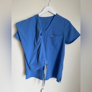 FIGS Ceil Blue Scrub Set Size Small